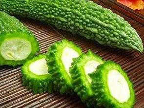 水电工吃瓜,揭秘水电工的“吃瓜”生活